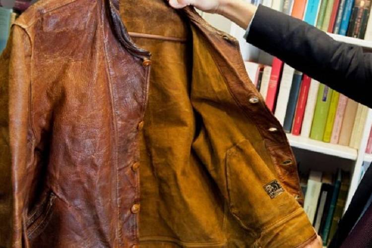 حراج ژاکت چرمی و بد بوی انیشتین