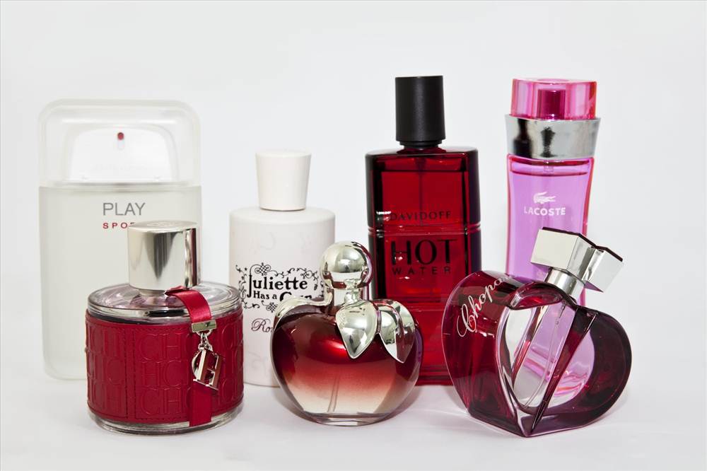 عطریات دانشجو