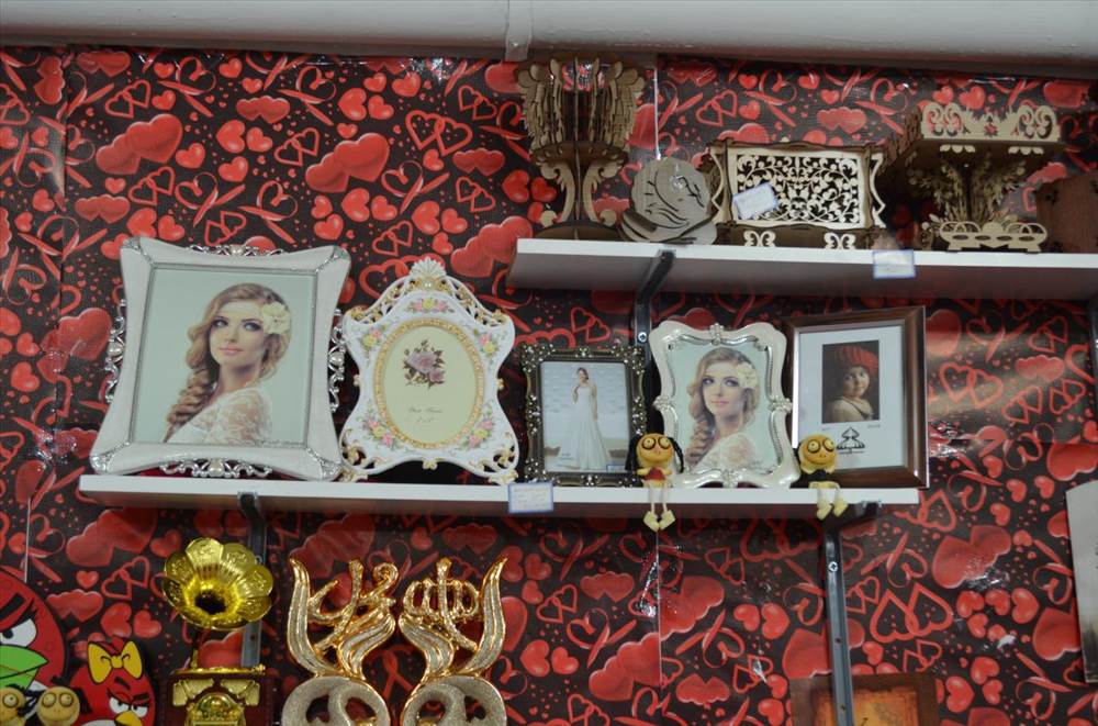 آسان خرید غرفه 13- هنرسرای هدیه